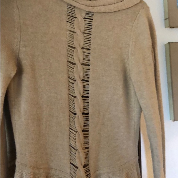 Cardigan - Picture 7 of 8